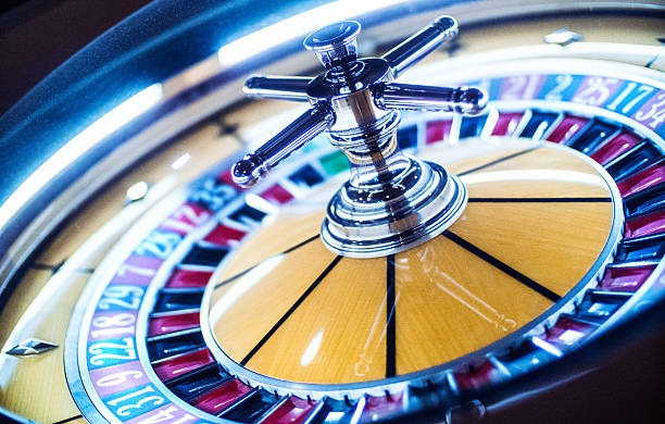 petatoto togel platform interface showing game categories and account balance